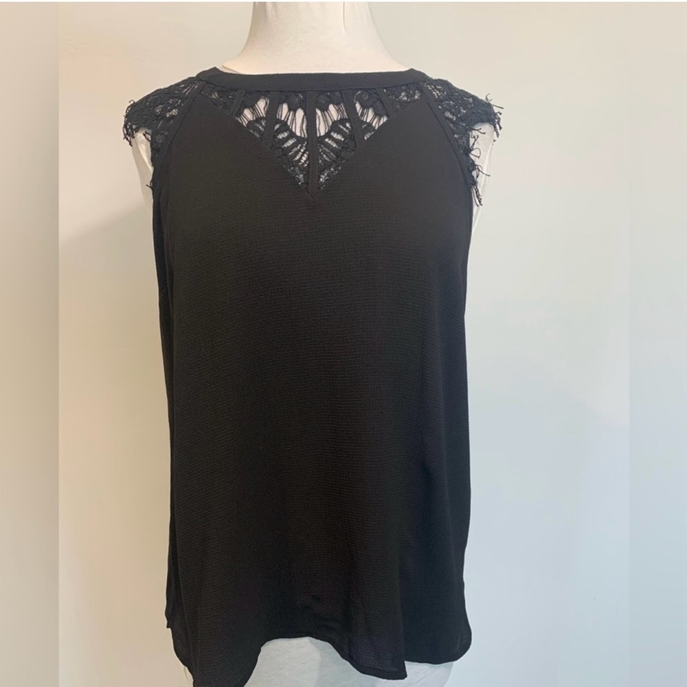 41 Hawthorn Black Lace Sleeveless Blouse – Size M - Picture 2 of 8